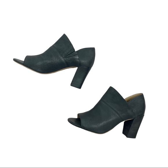 Me Too Women's Adam Tucker Black Leather McKenna Heel Sandal Bootie Size 6.5 - Picture 14 of 14